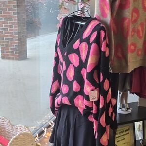 Stylish Pink V-Neck Sweater